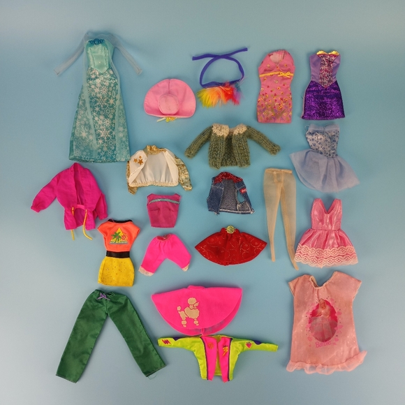 Mattel Toys Mattel 8s 90s 2000s Barbie Doll Clothes Lot Of 20